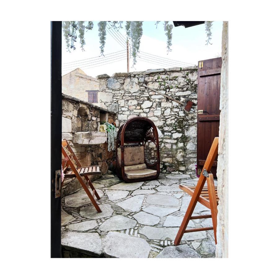 Η Θέα Villa Лофу Екстериор снимка
